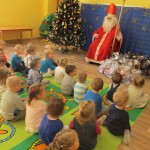 Spotkanie ze św. Mikołajem w przedszkolu
