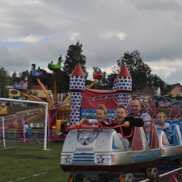 Jesień Grybowska 2015: Wesołe miasteczko