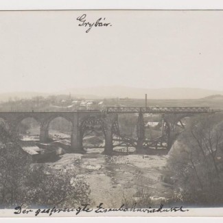 Grybów. Widok na wiadukt i miasto w 1915 roku