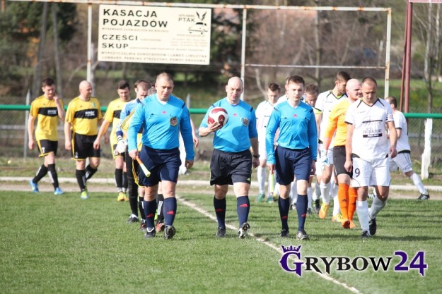 2016-04-03: LKS Grybovia Grybów - LKS Górka Szczereż 2:1