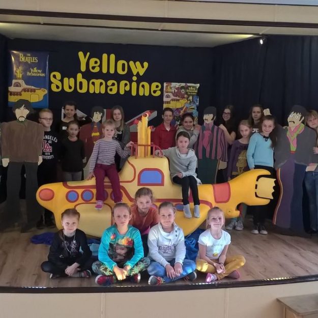 2016-04-11: Za kulisami konkursu piosenki angielskiej "Yellow Submarine