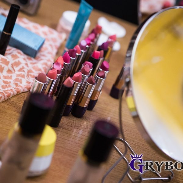 2017-03-08: Warsztaty makijażu w miejskiej bibliotece