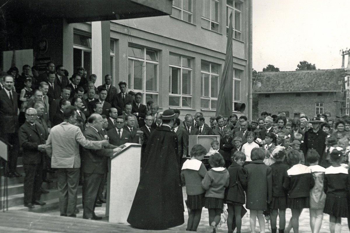 Uroczyste otwarcie nowej szkoły (26 czerwca 1966 r.)