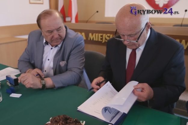 2018-05-08: Umowa na rozbudowę oczyszczalni ścieków Równie podpisana!