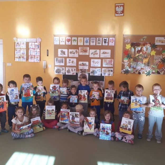 2018-09-28: Ogólnopolski Dzień Głośnego Czytania w Przedszkolu Samorządowym "Pod Topolą" w Grybowie