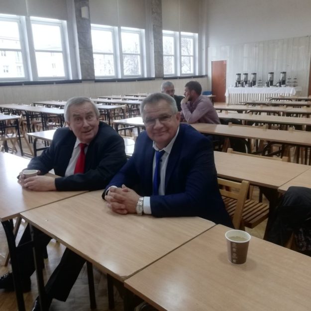 2018-11-16: Odznaczenia "Zasłużony dla Zdrowia Narodu" dla członków Klubu Honorowych Dawców Krwi "ADMA" w Grybowie