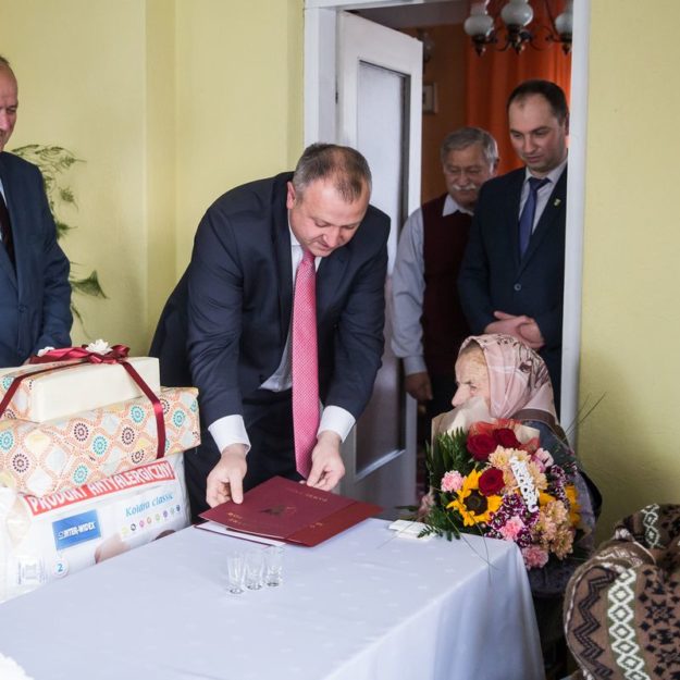 2018-12-03: Setne urodziny mieszkanki Grybowa pani Wiktorii Góra