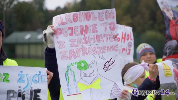 Praca plastyczna z hasłem "Alkoholem pojenie to z zaświatów zaproszenie"