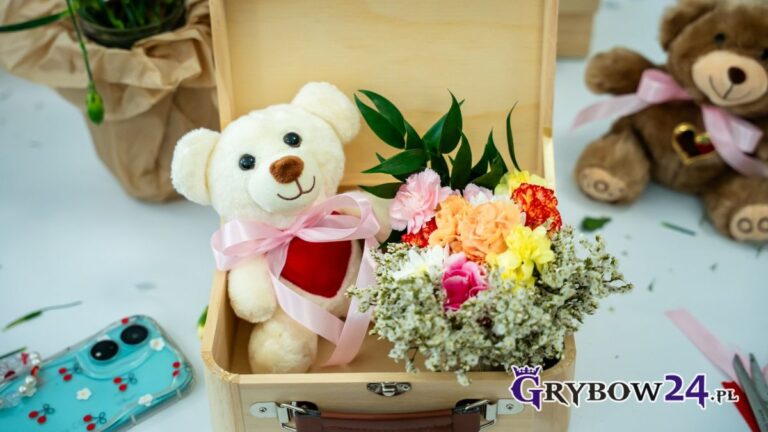 Prosto z serca. Dzieci zaskoczyły mamy z okazji ich święta! Flower Box - prezent dla mamy