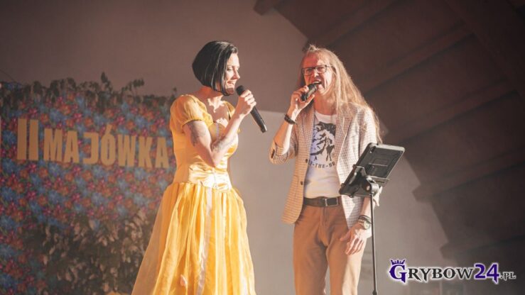 Duet artystów podczas występu